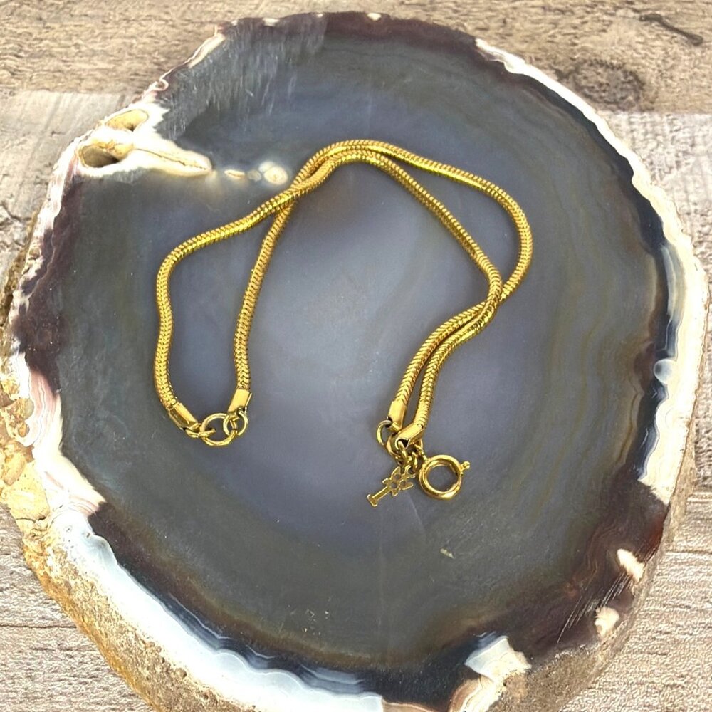 VTG 1950s Crown Trifari GoldTone Double Strand Snake Chain Bracelet T Logo Charm - Picture 15 of 15